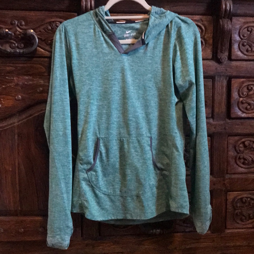 Green Nike dri fit